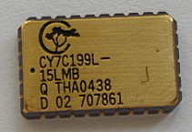 CY7C199L-15LMB